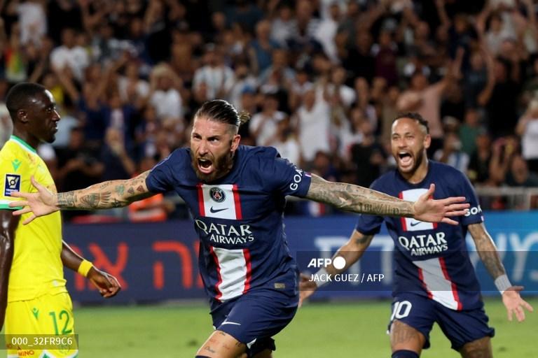 sergio-ramos-cetak-gol-psg-juara-piala-super-prancis.jpg