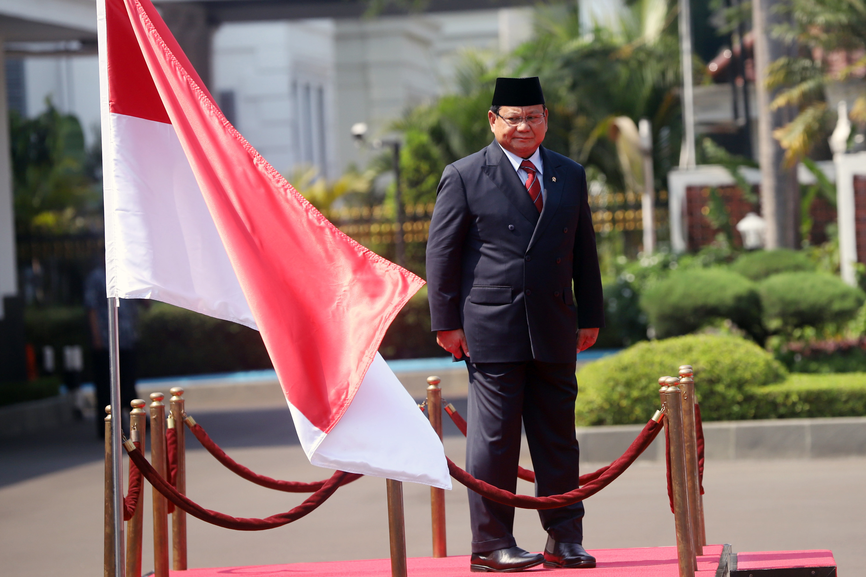 sertijab-menhan-dari-ryamizard-ryacudu-ke-prabowo-subianto_20191024_195047.jpg