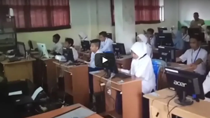 server-pusat-gangguan-unbk-mts-muhammadiyah-mandiangin-tertunda_20180424_141949.jpg