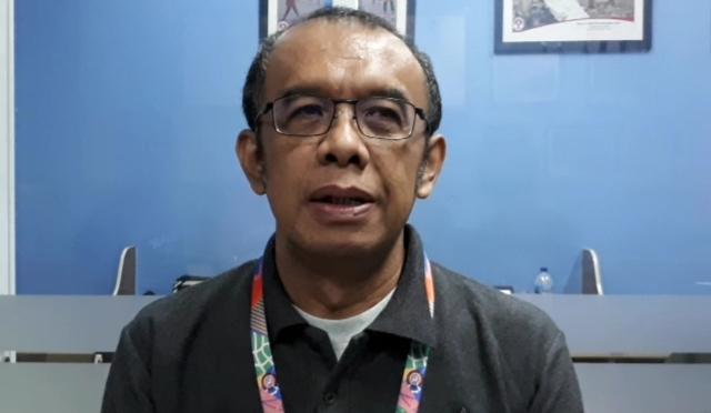 sesmenpora-gatot-s-dewa-broto-saat-ditemui-di-kemenpora.jpg