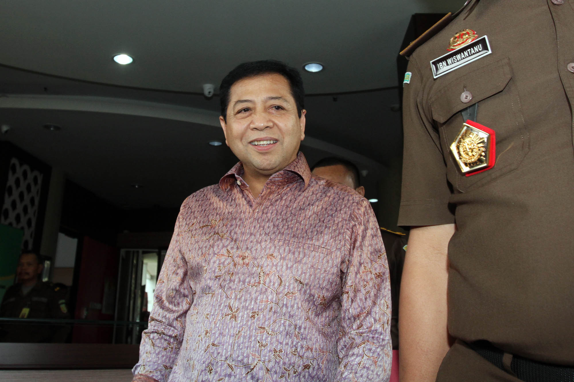 setya-novanto-diperiksa-kejagung_20160205_185426.jpg