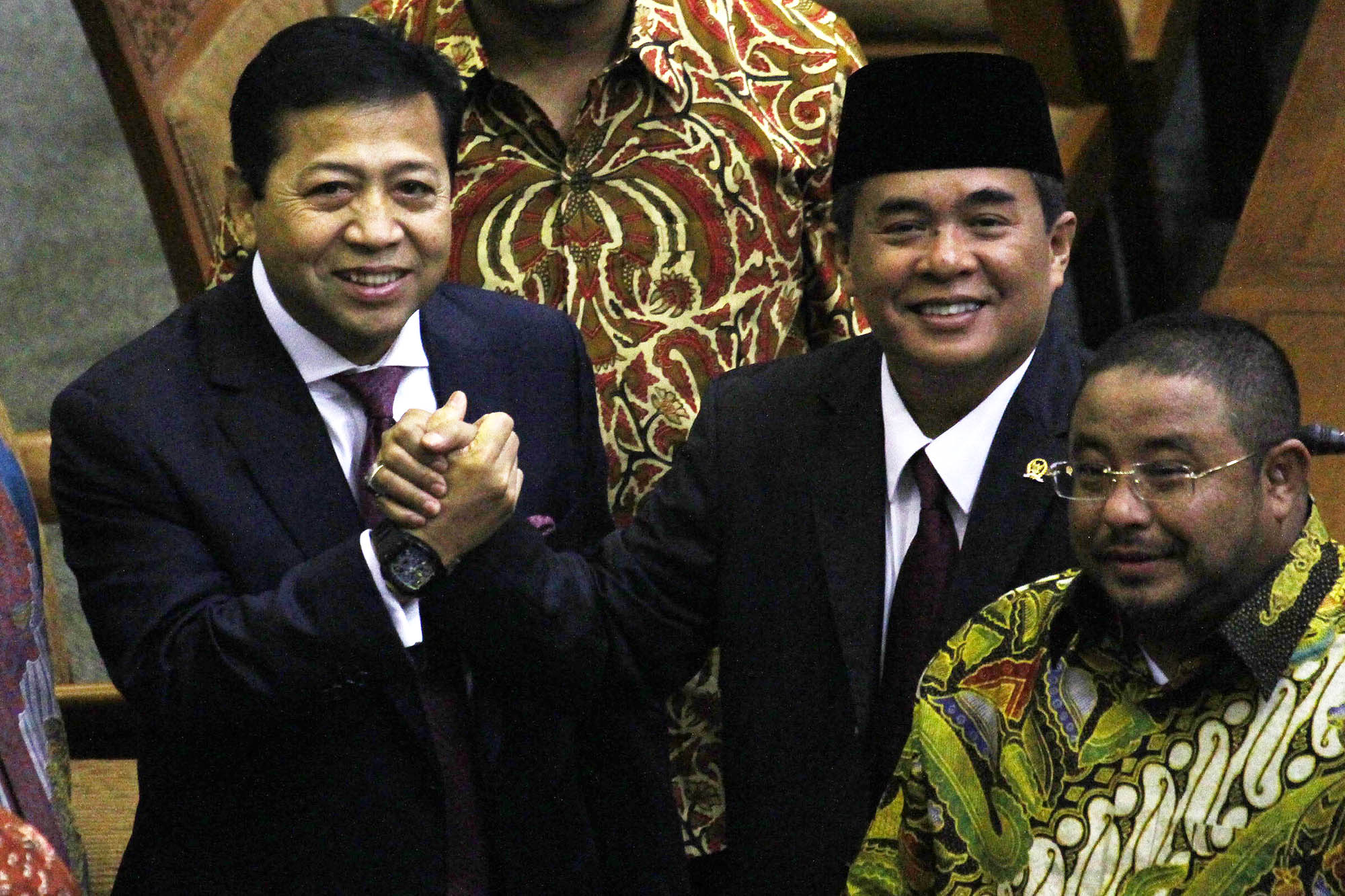 setya-novanto-hadiri-rapat-paripurna_20151218_171515.jpg