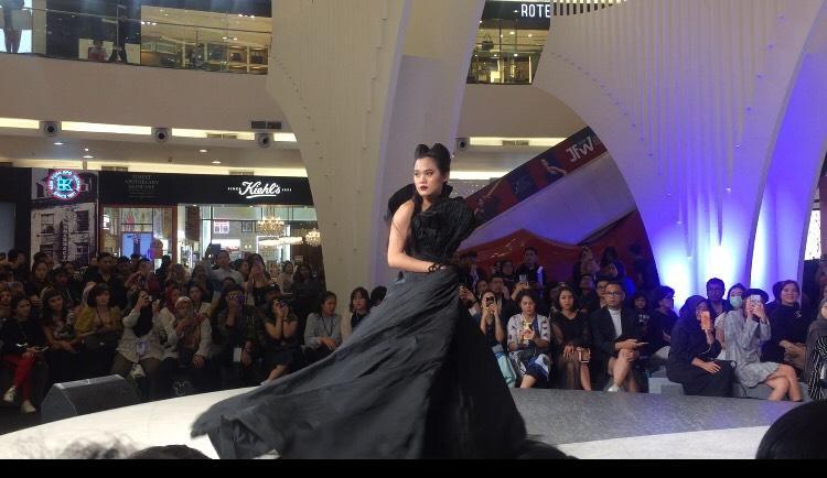 sheryl-sheinafia-di-ajang-jfw-2020.jpg