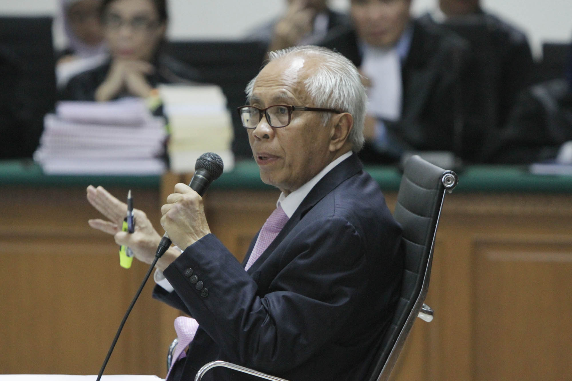 sidang-dakwaan-oc-kaligis_20150831_164915.jpg