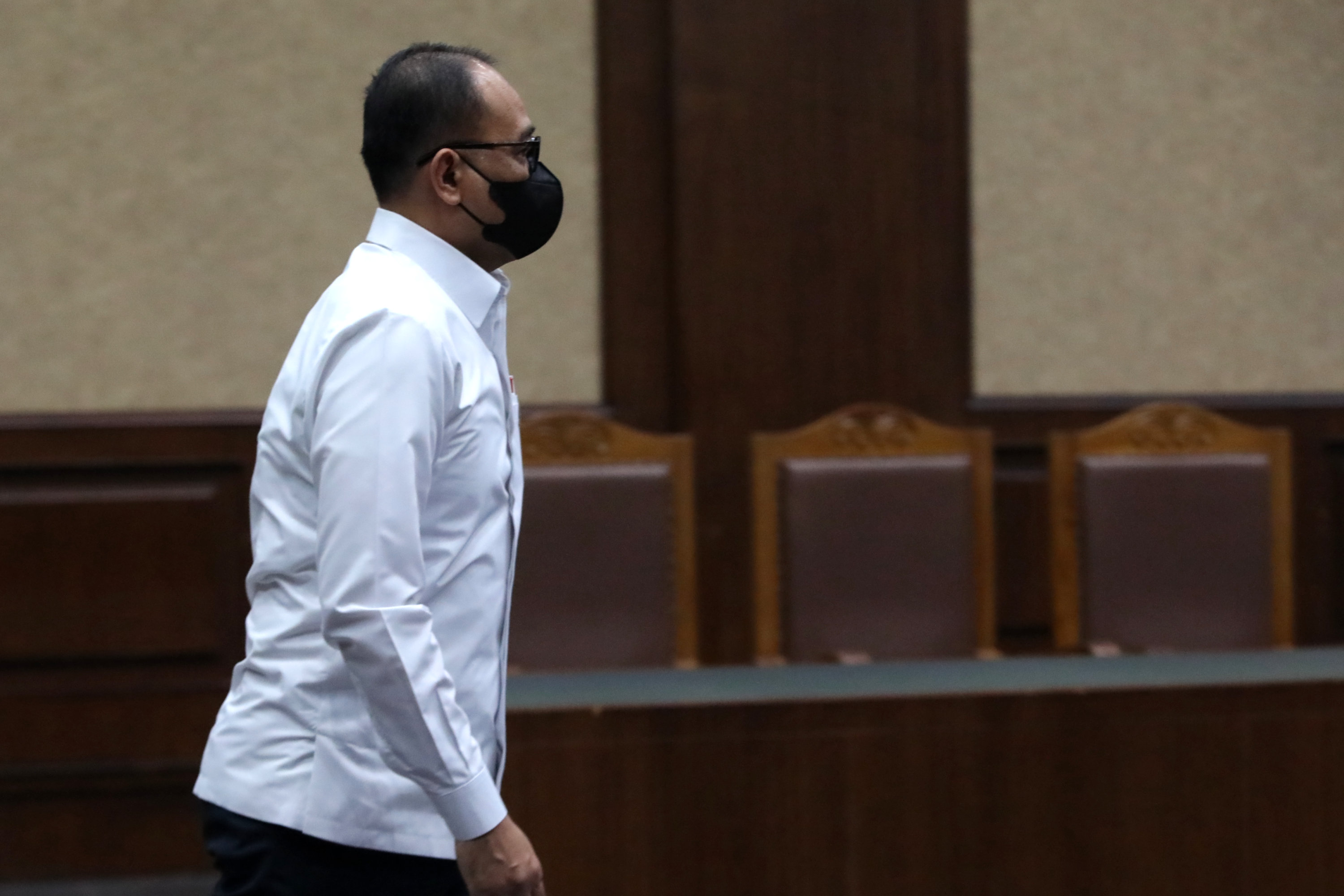 sidang-eksepsi-rafael-alun-di-pengadilan-tipikor_20230906_220234.jpg