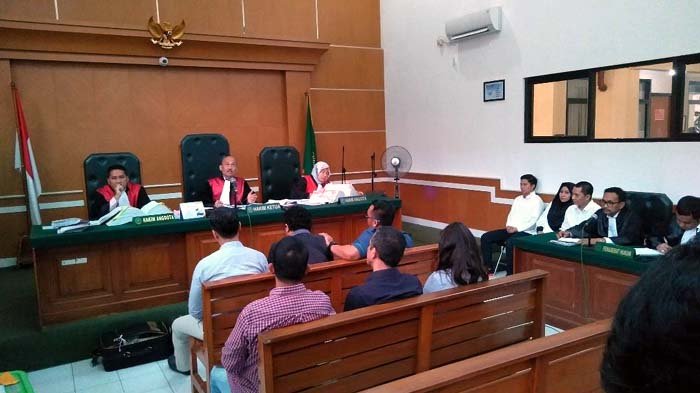 sidang-first-travel_20180404_154045.jpg