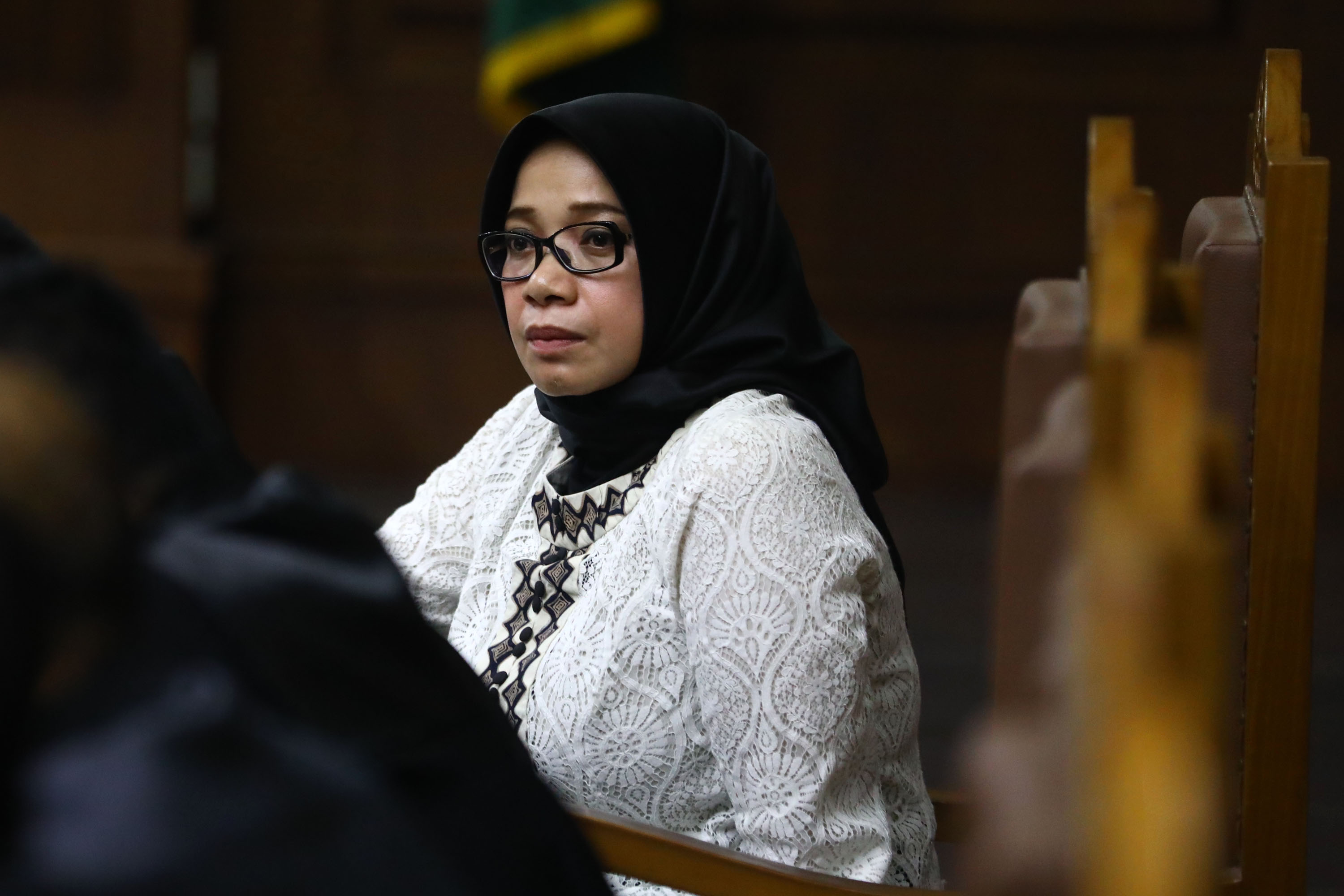 sidang-lanjutan-eni-maulani-saragih_20181218_193324.jpg