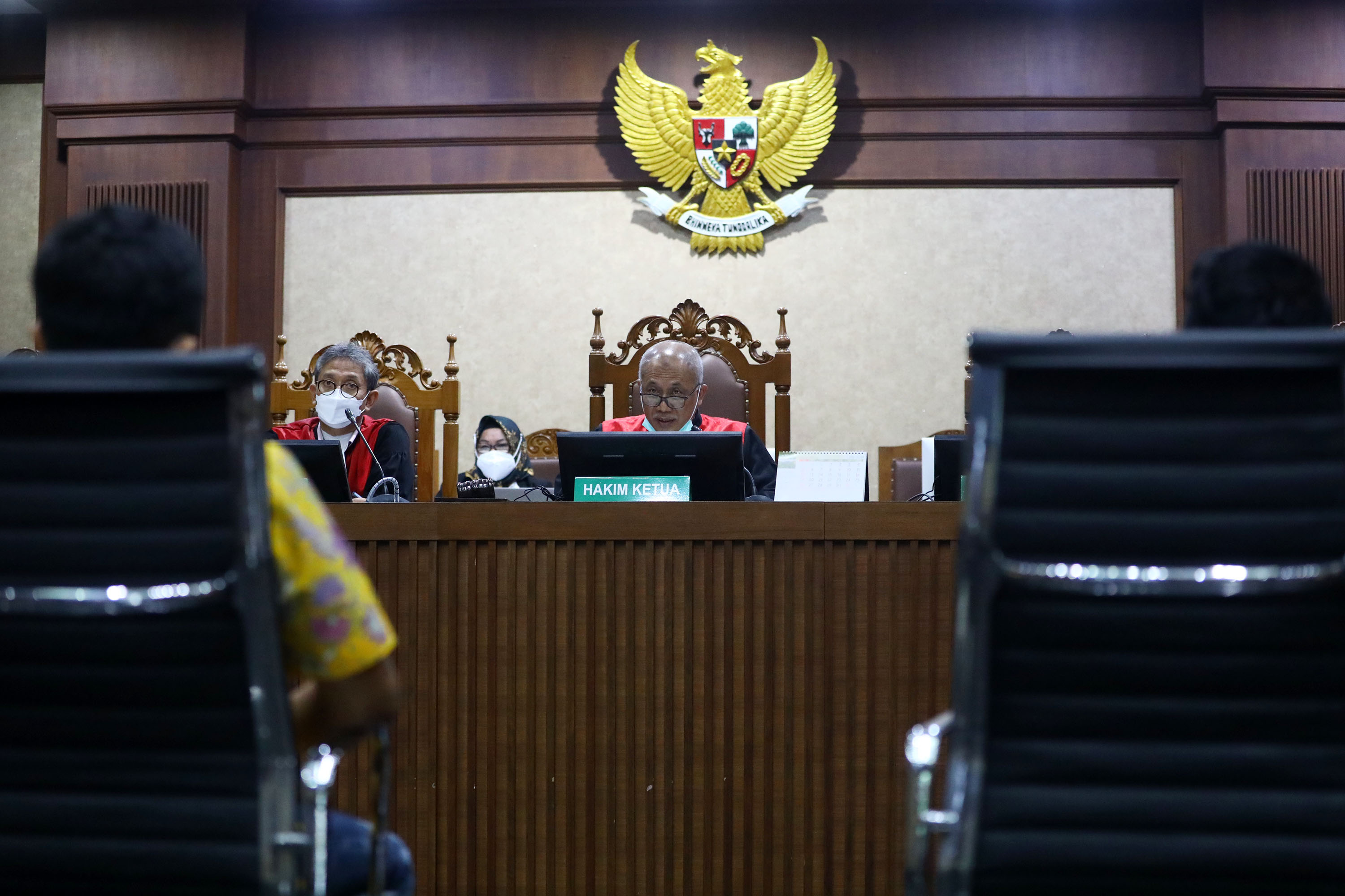 sidang-lanjutan-nurhadi-dan-rezky-herbiyono_20201118_175511.jpg