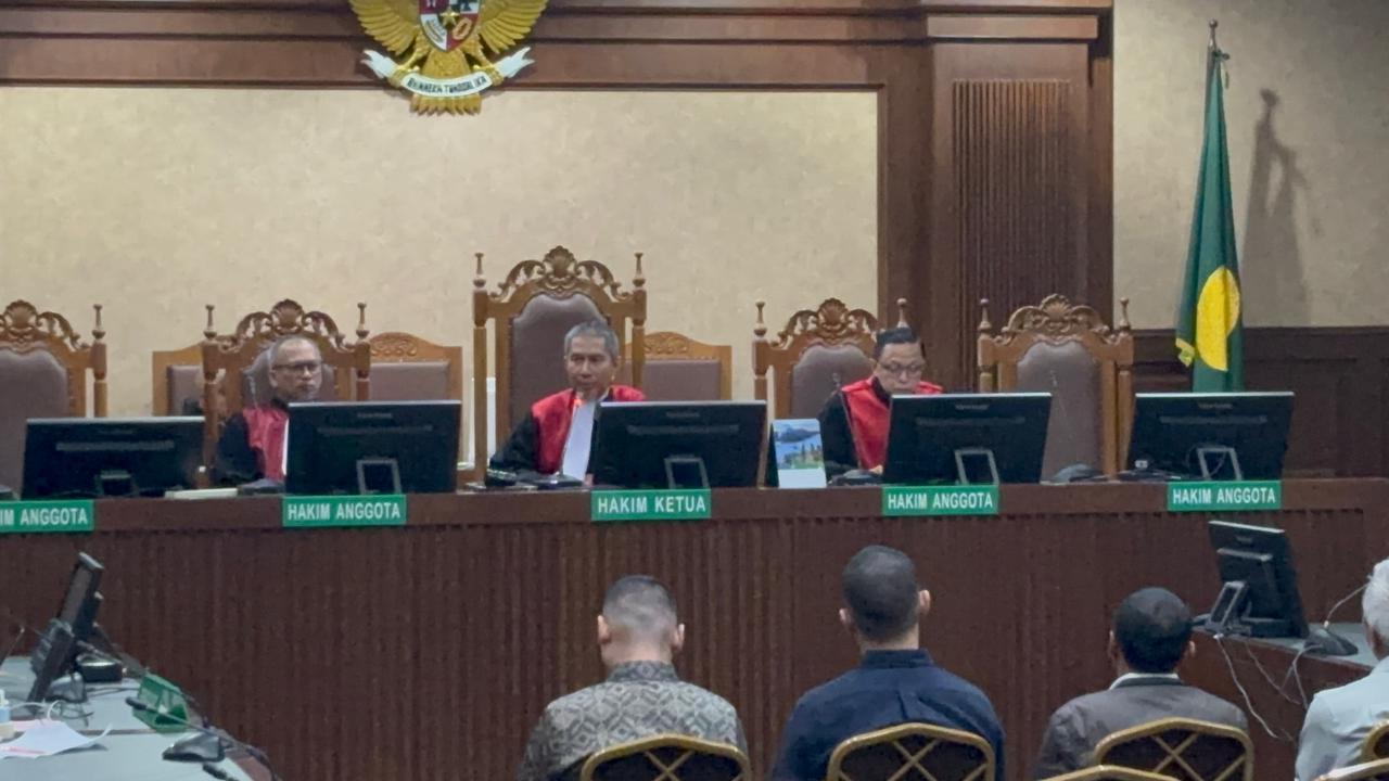 sidang-minyak-mentahhh-ditunda.jpg