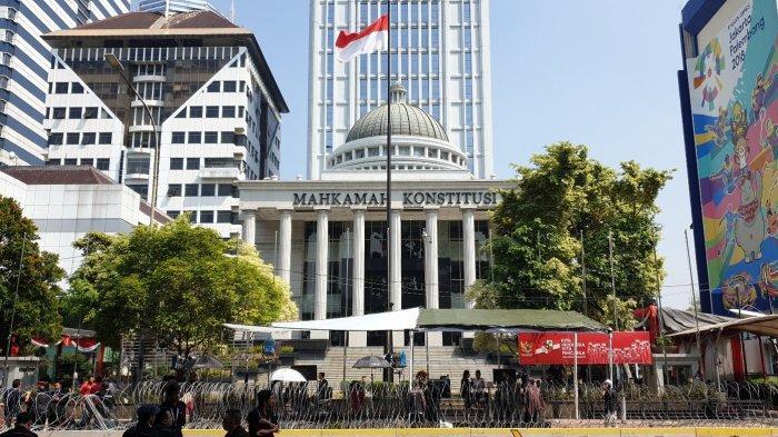 sidang-mk-pilpres-ramai-massa.jpg