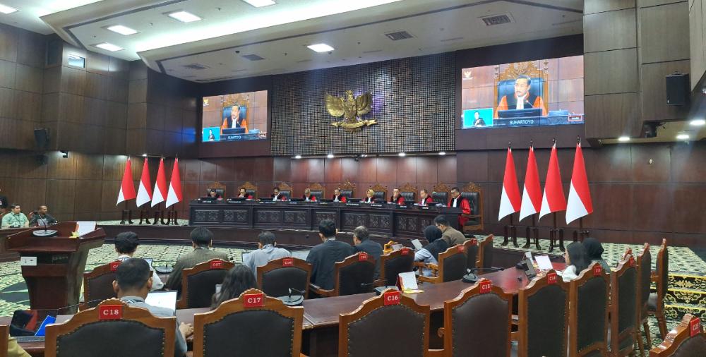 sidang-mk-soal-1.jpg