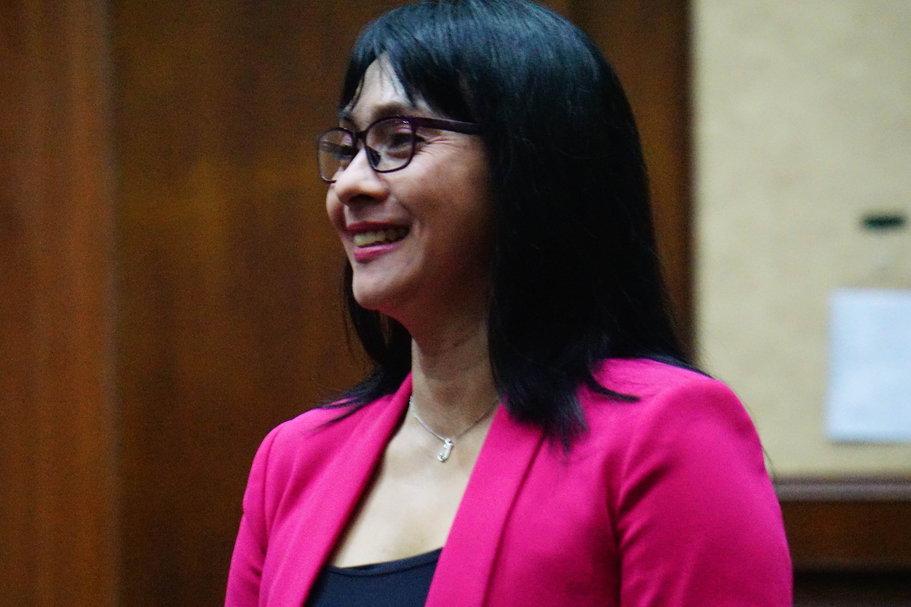 sidang-perdana-bupati-sri-wahyumi-maria-manalip_20190923_224158.jpg