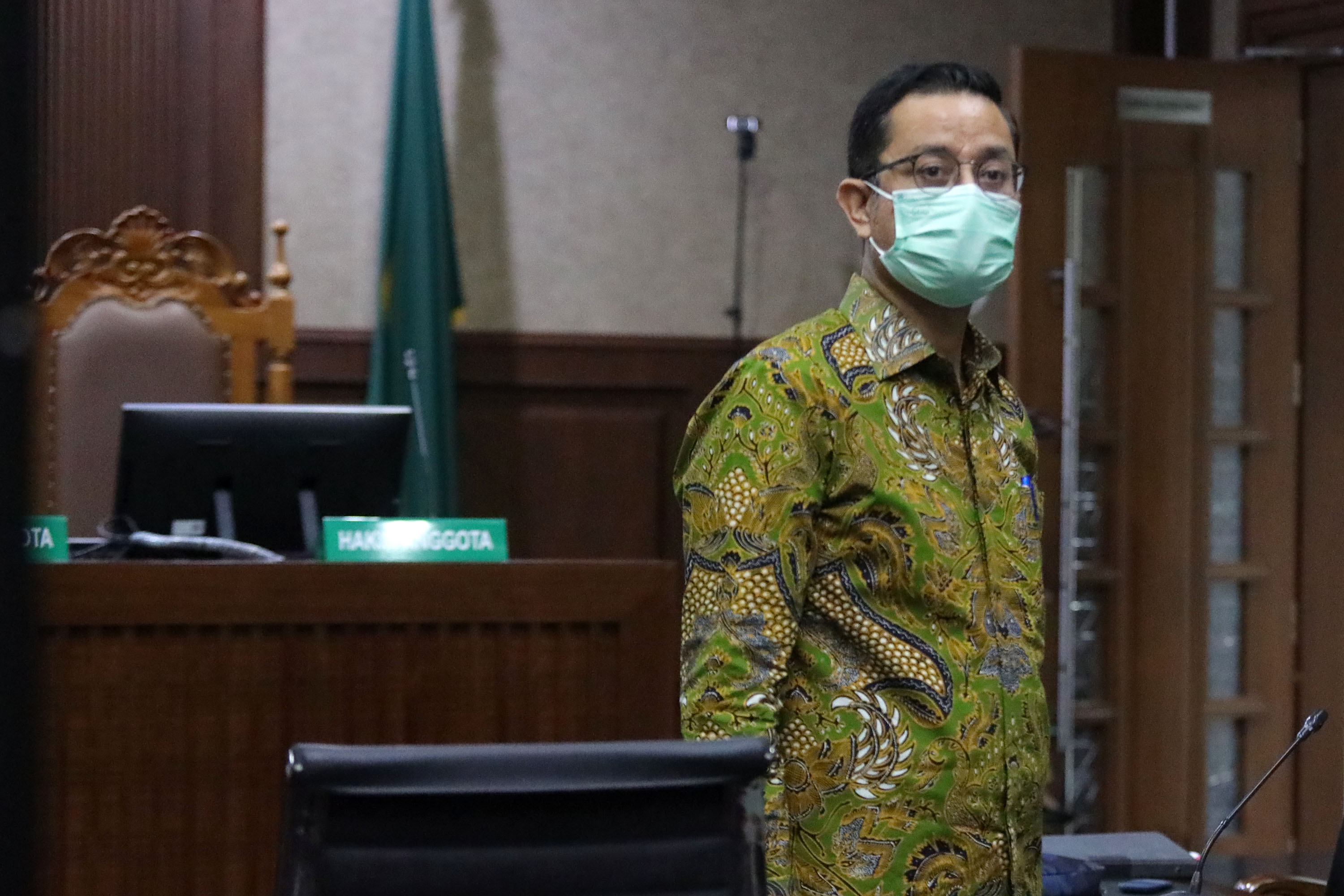 sidang-perdana-mantan-mensos-juliari-batubara_20210421_191347.jpg