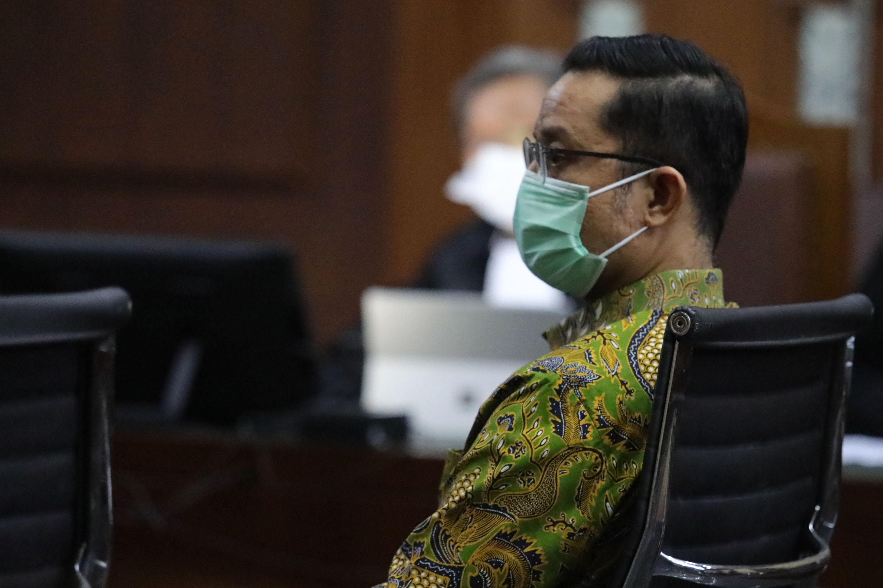 sidang-perdana-mantan-mensos-juliari-batubara_20210421_192534.jpg