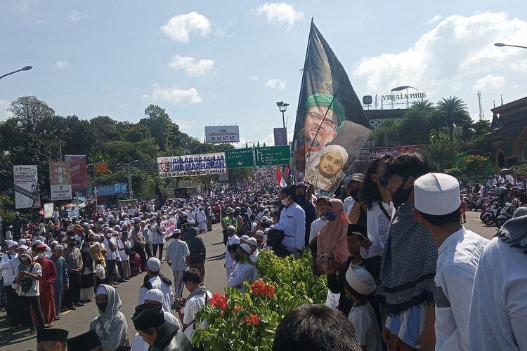 simpatisan-sambut-rizieq-shihab-di-puncak-bogor.jpg
