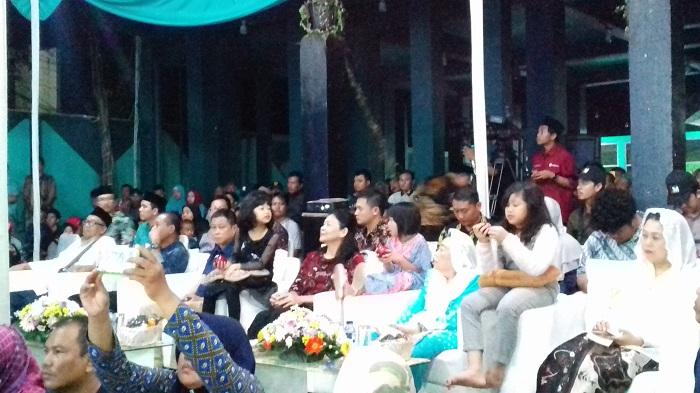 sinta-nuriyah-wahid-yenny-wahid-menteri-esdm-ignasius-jonan.jpg