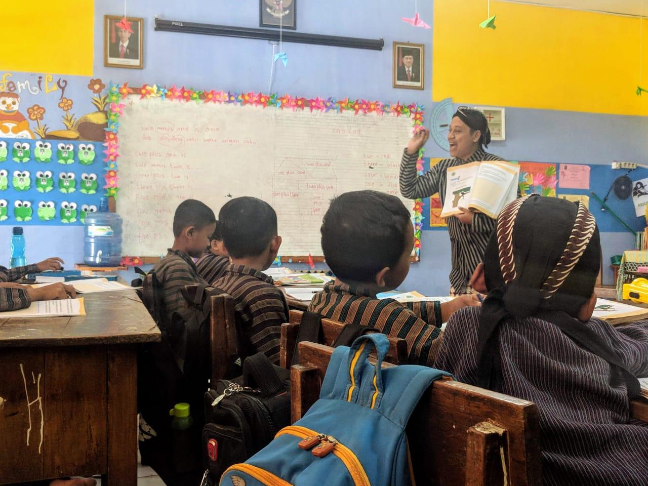 siswa-sd-gerakan-sekolah-menyenangkan.jpg