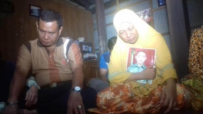 siti-aminah-ibunda-serda-muhammad-ilman_1_20160728_075034.jpg