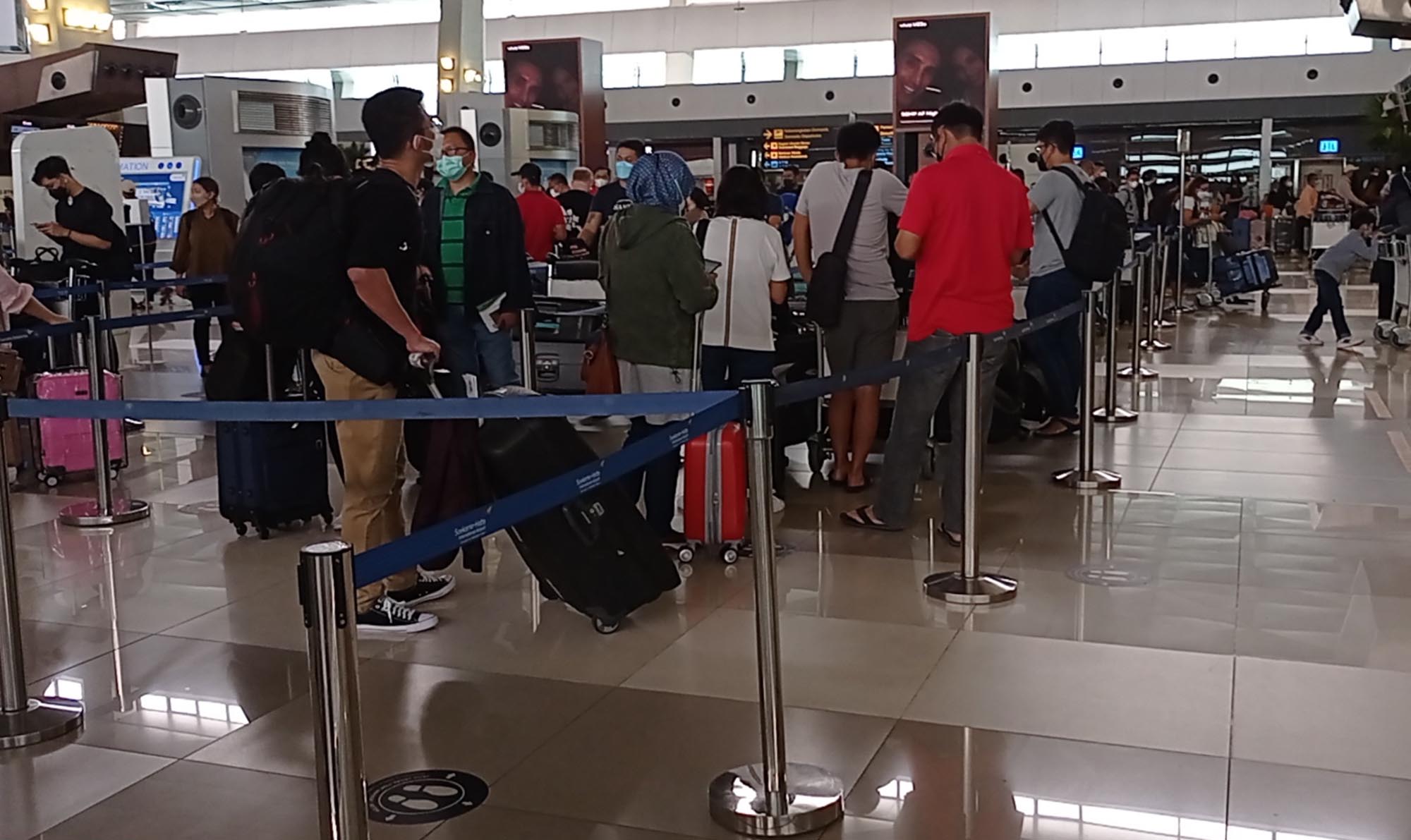 PPKM di Luar Pulau Jawa-Bali Diperpanjang, Berikut Ketentuan Perjalanan dalam Luar Negeri