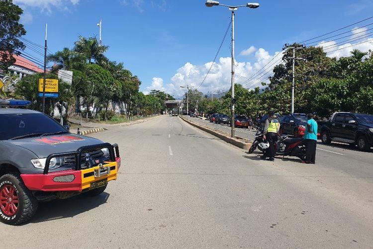 situasi-di-jl-raya-sentani-distrik-abepura-kota-jayapura-papua.jpg