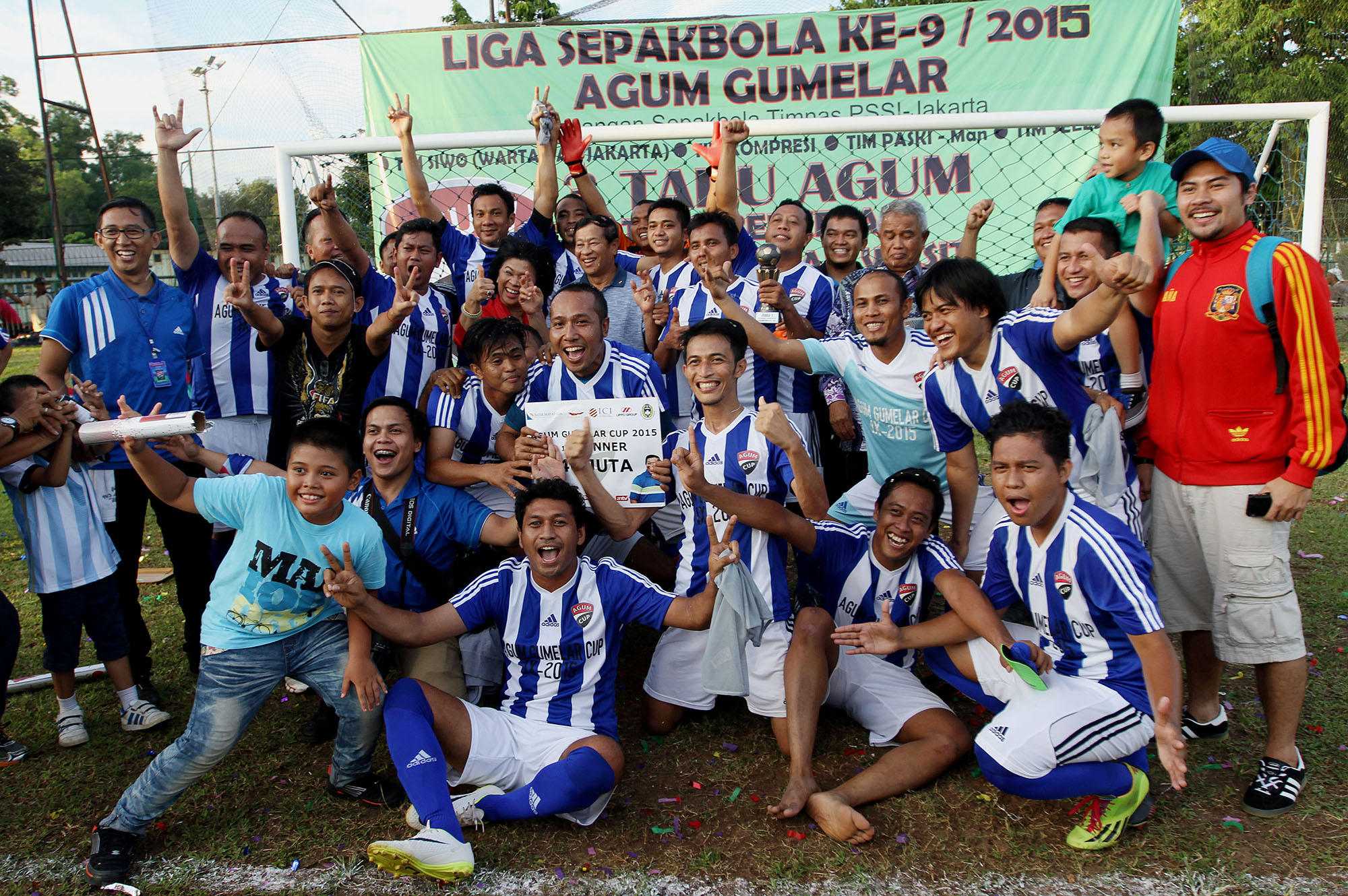 siwo-jaya-juara-turnamen-sepakbola-piala-agum-gumelar-2015_20150111_152249.jpg