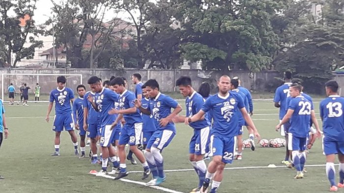 skuat-persib-bandung_20170919_083635.jpg