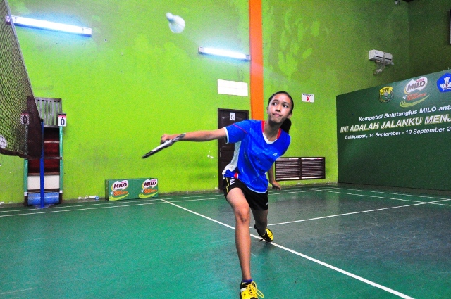 smpn-08-berhasil-menang_20150916_180904.jpg