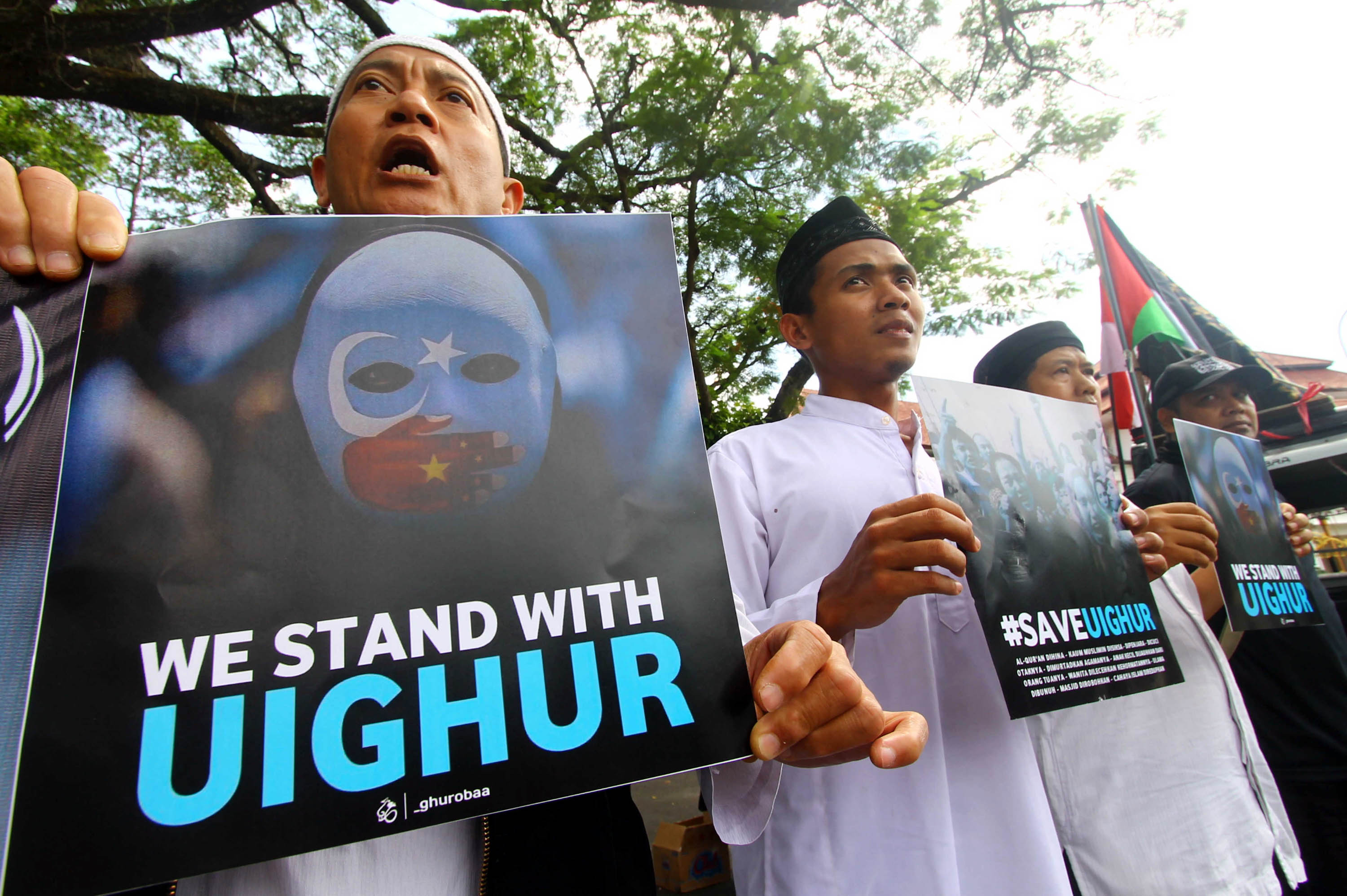 solidaritas-untuk-muslim-uighur_20191222_183026.jpg