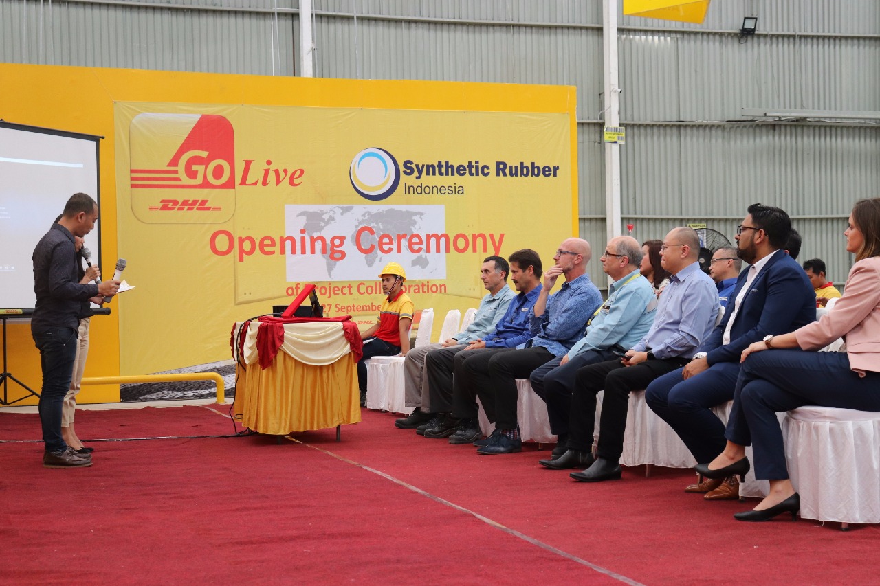 solusi-end-to-end-dhl_20181101_165621.jpg