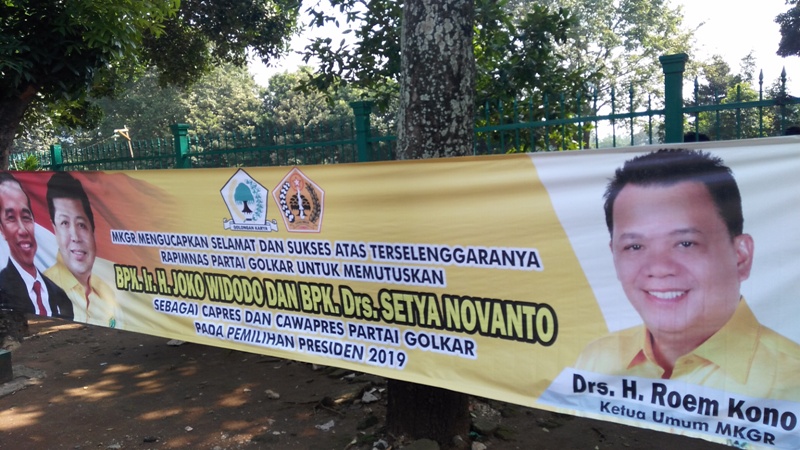 spanduk-golkar-nih2_20160727_134401.jpg