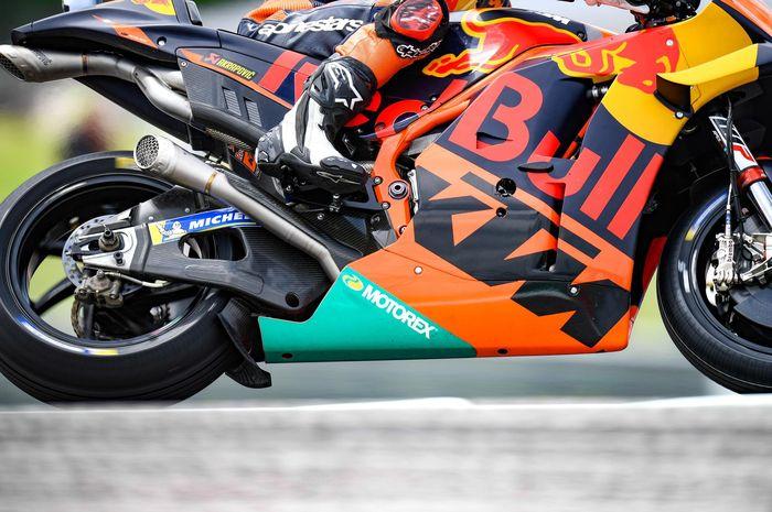 spoiler-swingarm-di-ktm-rc16-johann-zarco-di-motogp-amerika.jpg