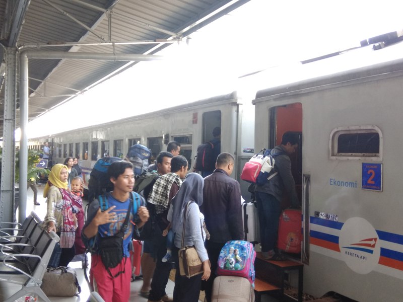 stasiun-pasar-senen-nih5_20180619_151911.jpg
