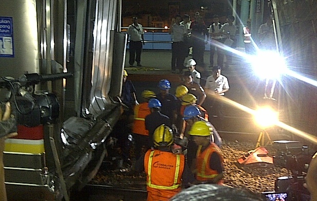 stasiunn-juanda_20150924_083606.jpg