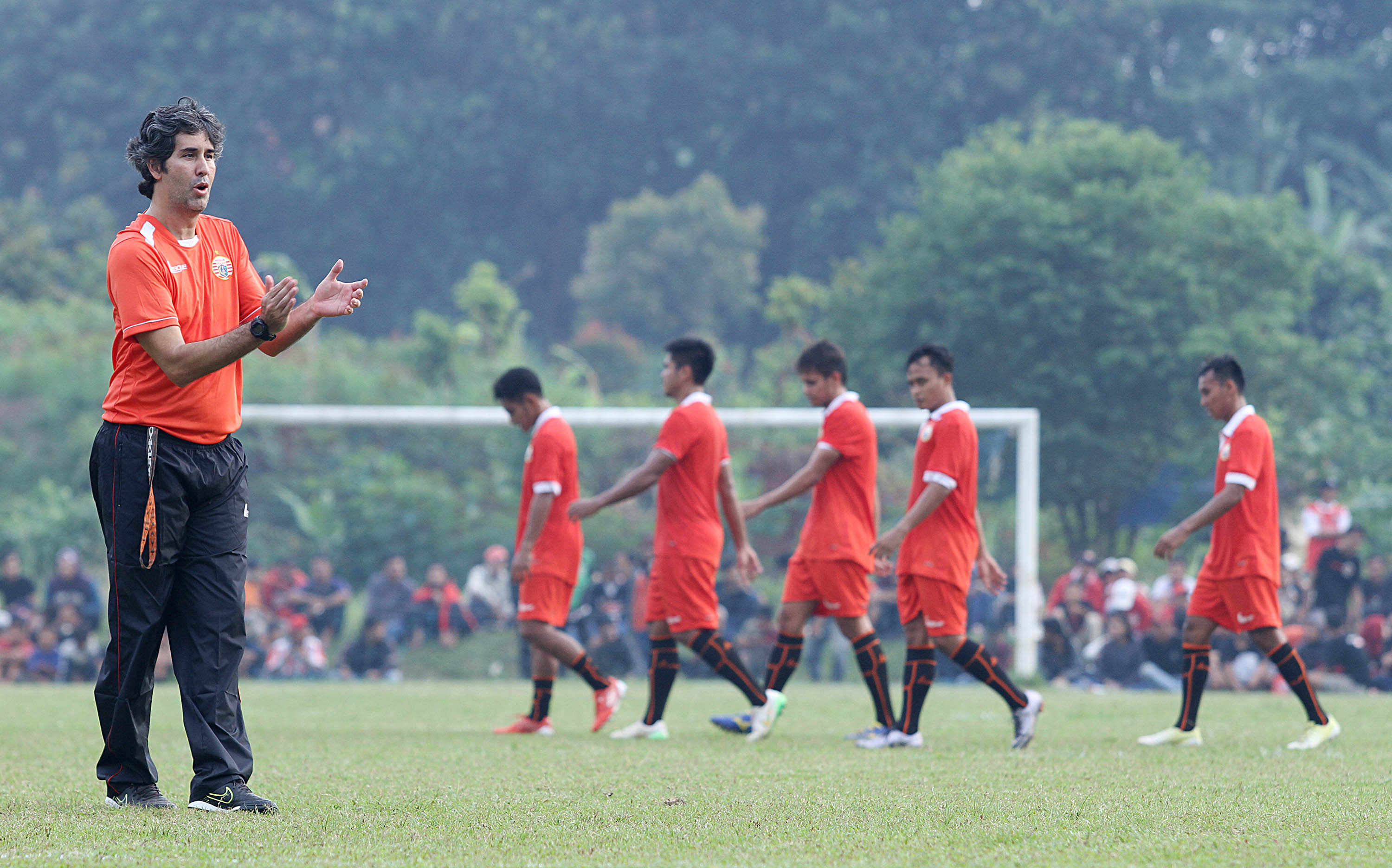 stefano-cugurra-teco-melatih-persija-jelang-laga-sli-2017_20170123_095804.jpg