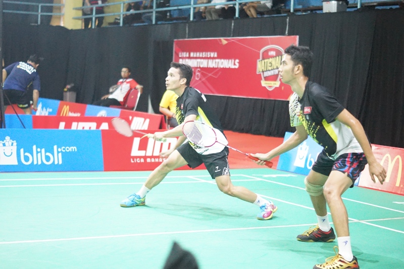 stie-bb-tundukkan-juara-wilayah-tengah_20160809_223548.jpg