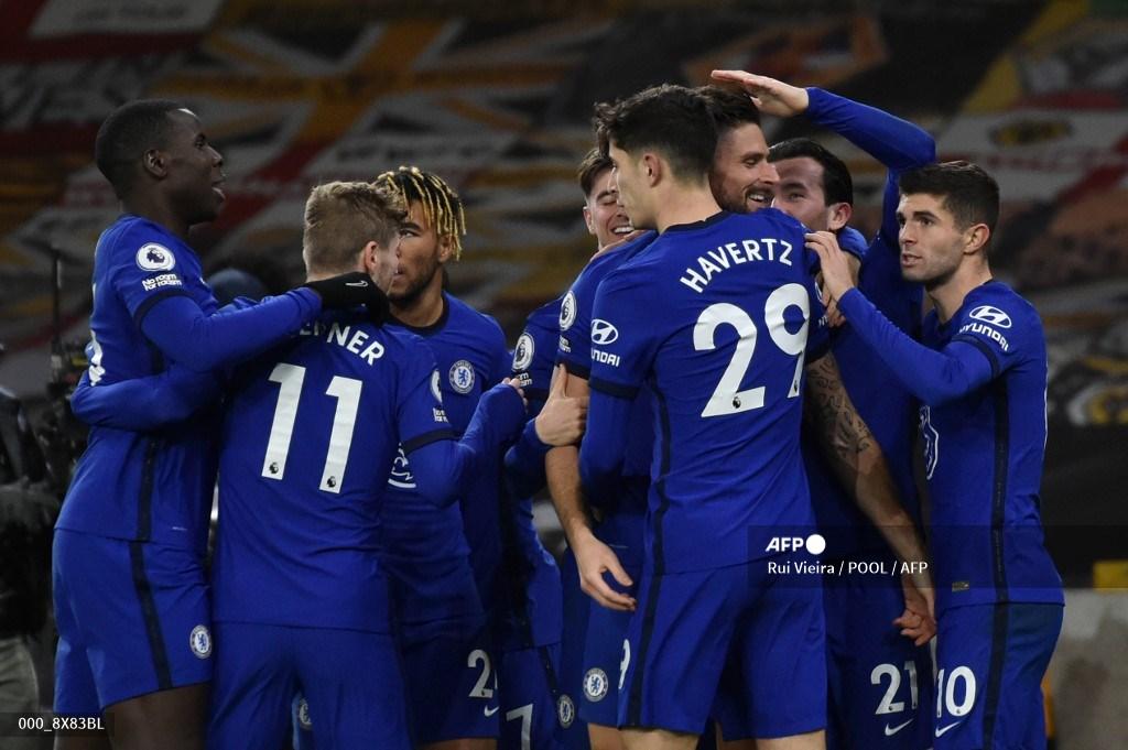 striker-chelsea-asal-prancis-olivier-giroud-cr-melakukan-selebrasi-bersama-rekan-setimnya.jpg