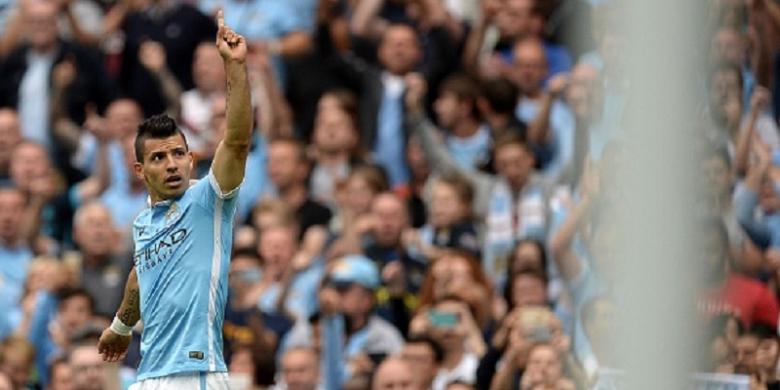 striker-manchester-city-sergio-aguero-merayakan-gol_20150817_002124.jpg