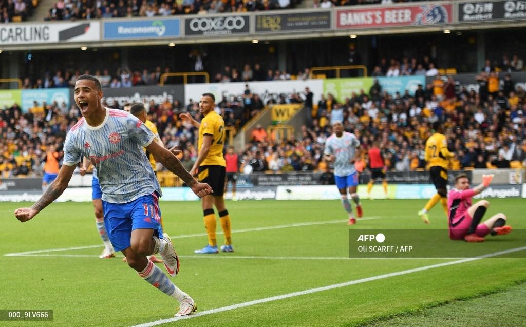 striker-manchester-united-inggris-mason-greenwood-merayakan-mencetak-gol.jpg