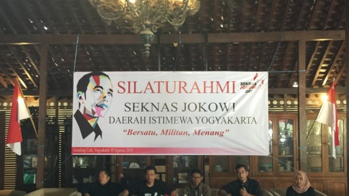 suasana-deklarasi-pemenangan-jokowi_20180810_202737.jpg