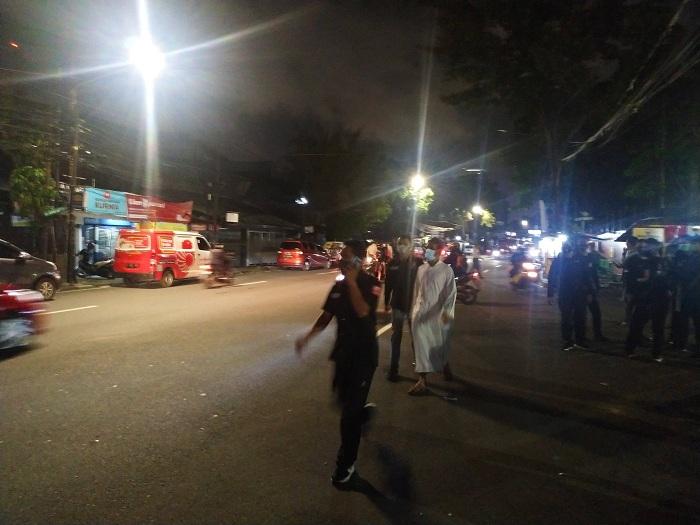 suasana-di-petamburan-jakarta-pusat-jelang-kedatangan-6-jenazah-laskar-fpi.jpg