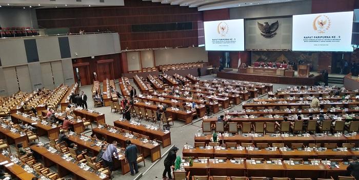 suasana-pemilihan-hakim-agung-di-dpr.jpg