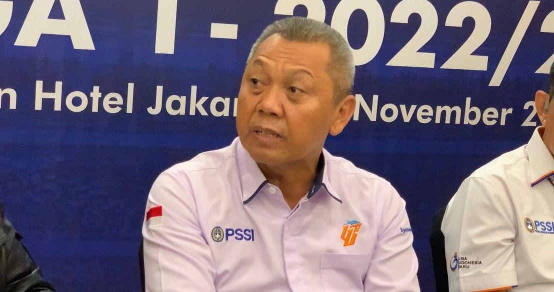 sudjarno-saat-konferensi-pers-usai-rapat-dengan-pemilik-klub-liga-1-di-hotel-sultan.jpg