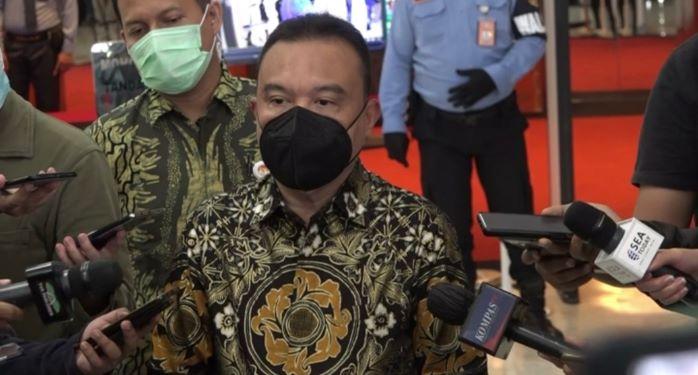 sufmi-dasco-masker-itam-batikan.jpg