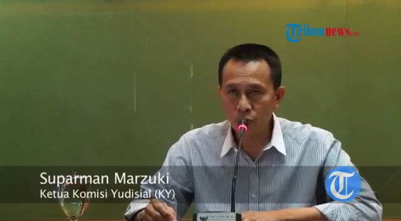 suparman-marzuki-ketua-komisi-yudisial_20150218_202143.jpg