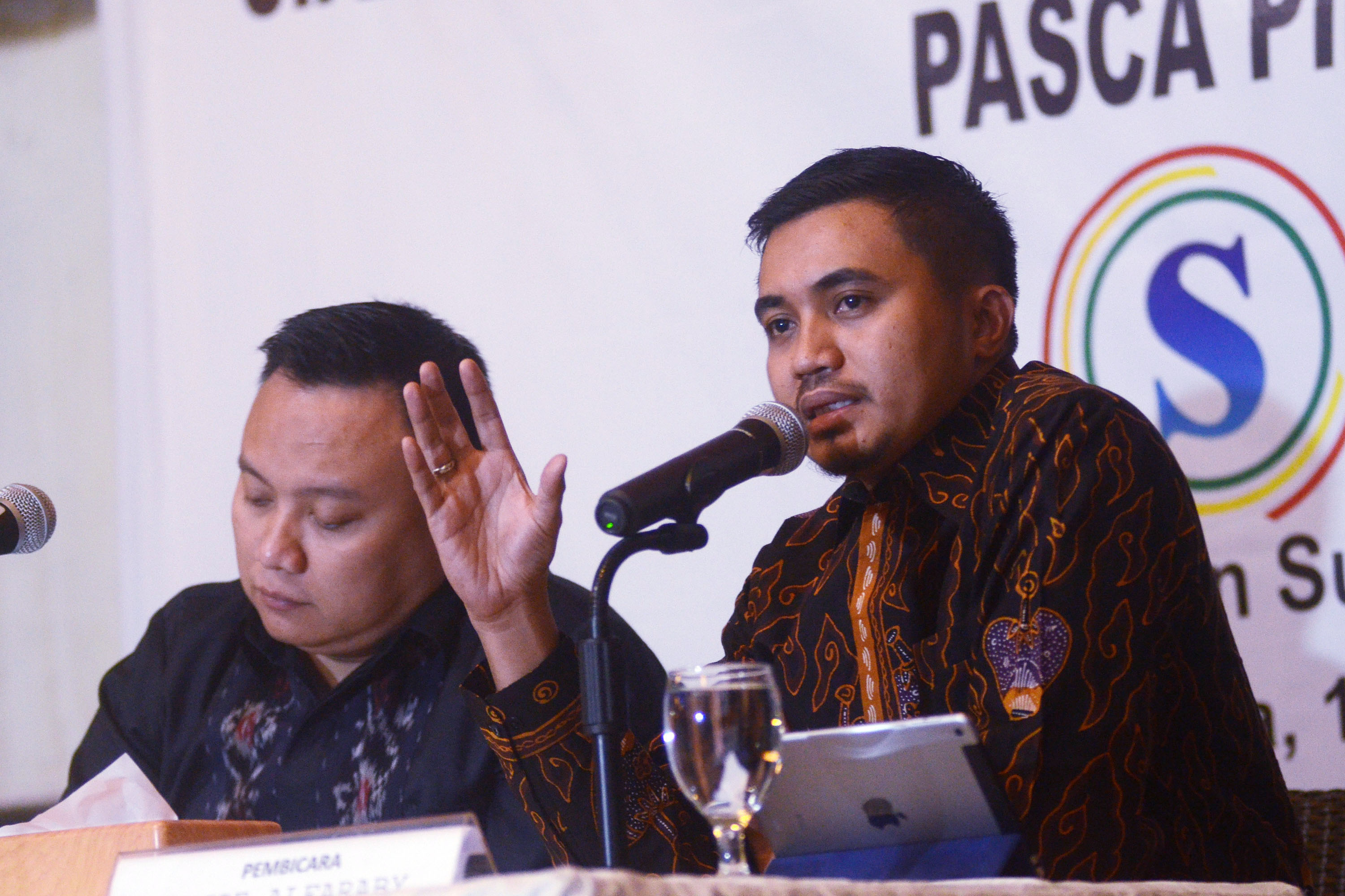 survei-nasional-lsi-denny-ja-pasca-pilkada-2018_20180710_161250.jpg