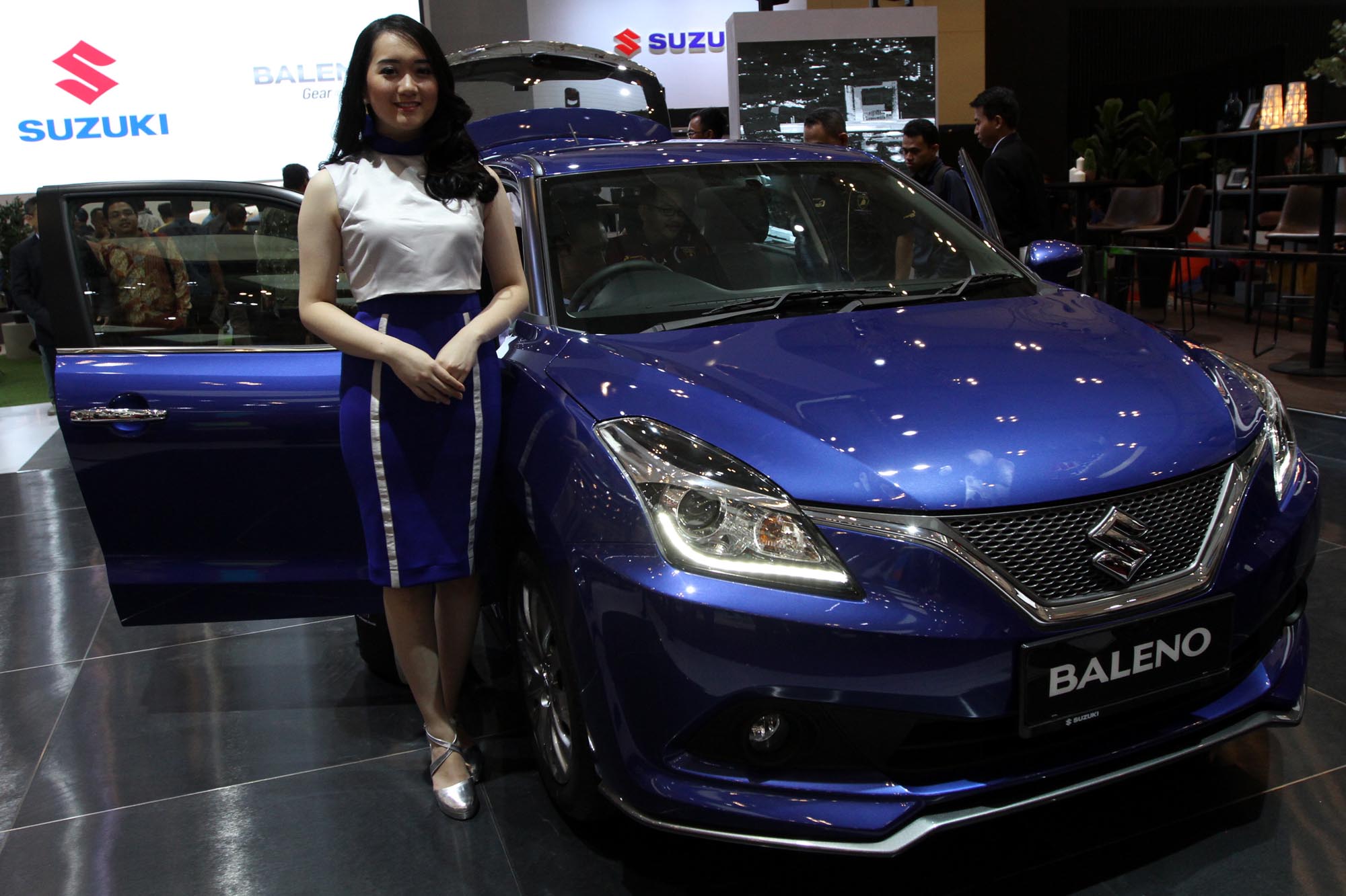 suzuki-baleno-hatchback-diluncurkan-di-giias-2017_20170810_180251.jpg