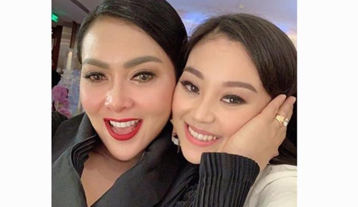 Kauchuk nayzaga buyurtma bering