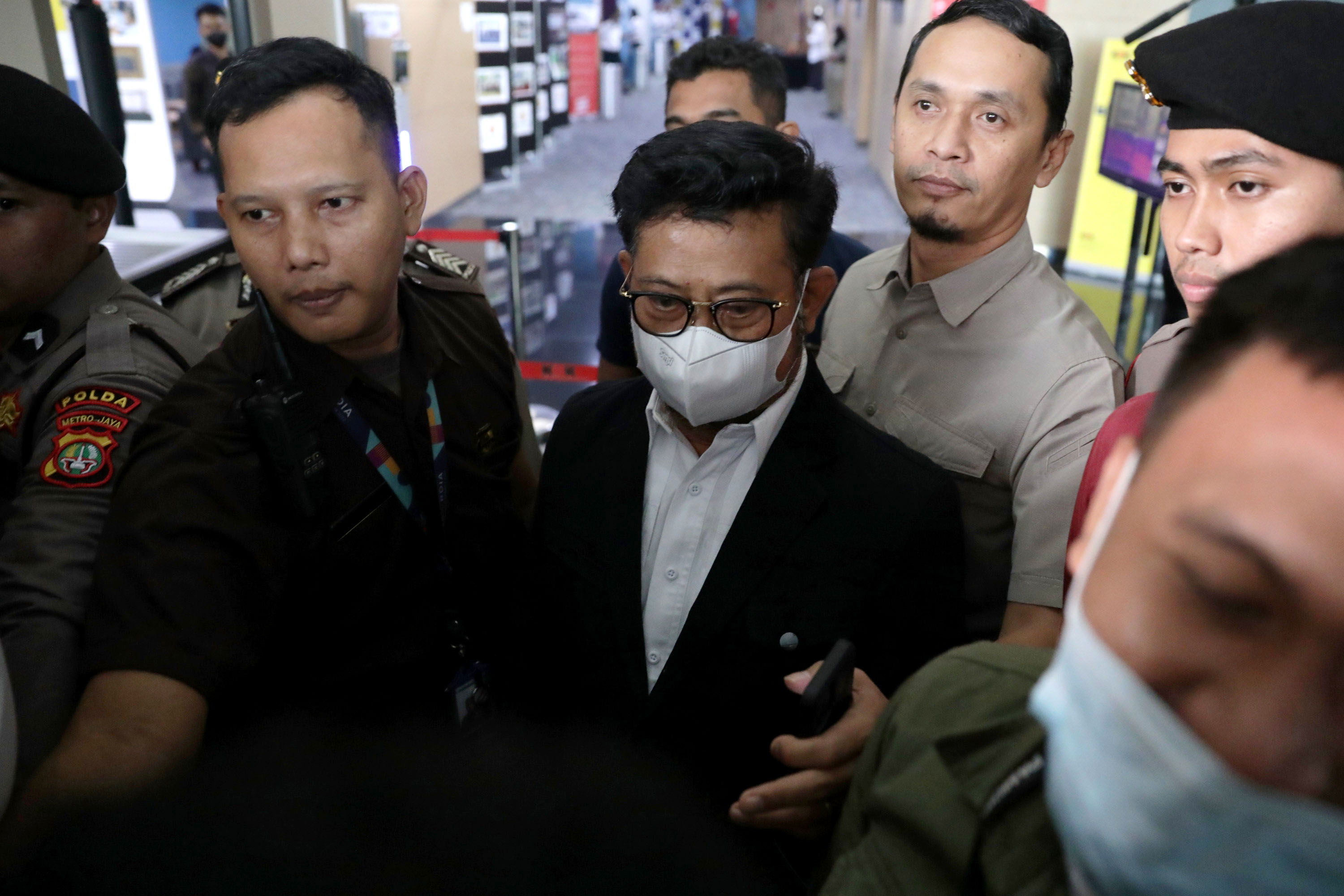 syahrul-yasin-limpo-diperiksa-kpk_20230619_141946.jpg