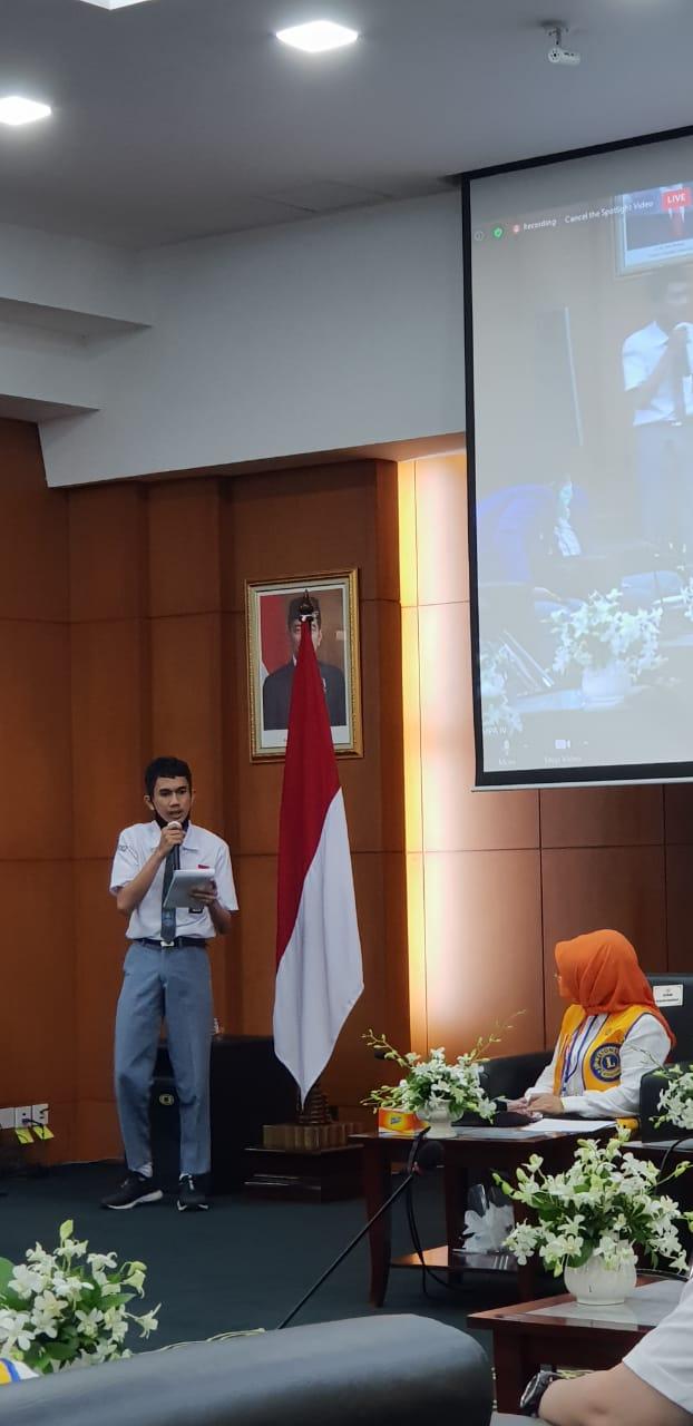 Sosok Syamil Shafa Besayef, pelajar kelas 12 dari SMAN 7 Jakarta yang viral karena mengkritisi sistem belajar daring.