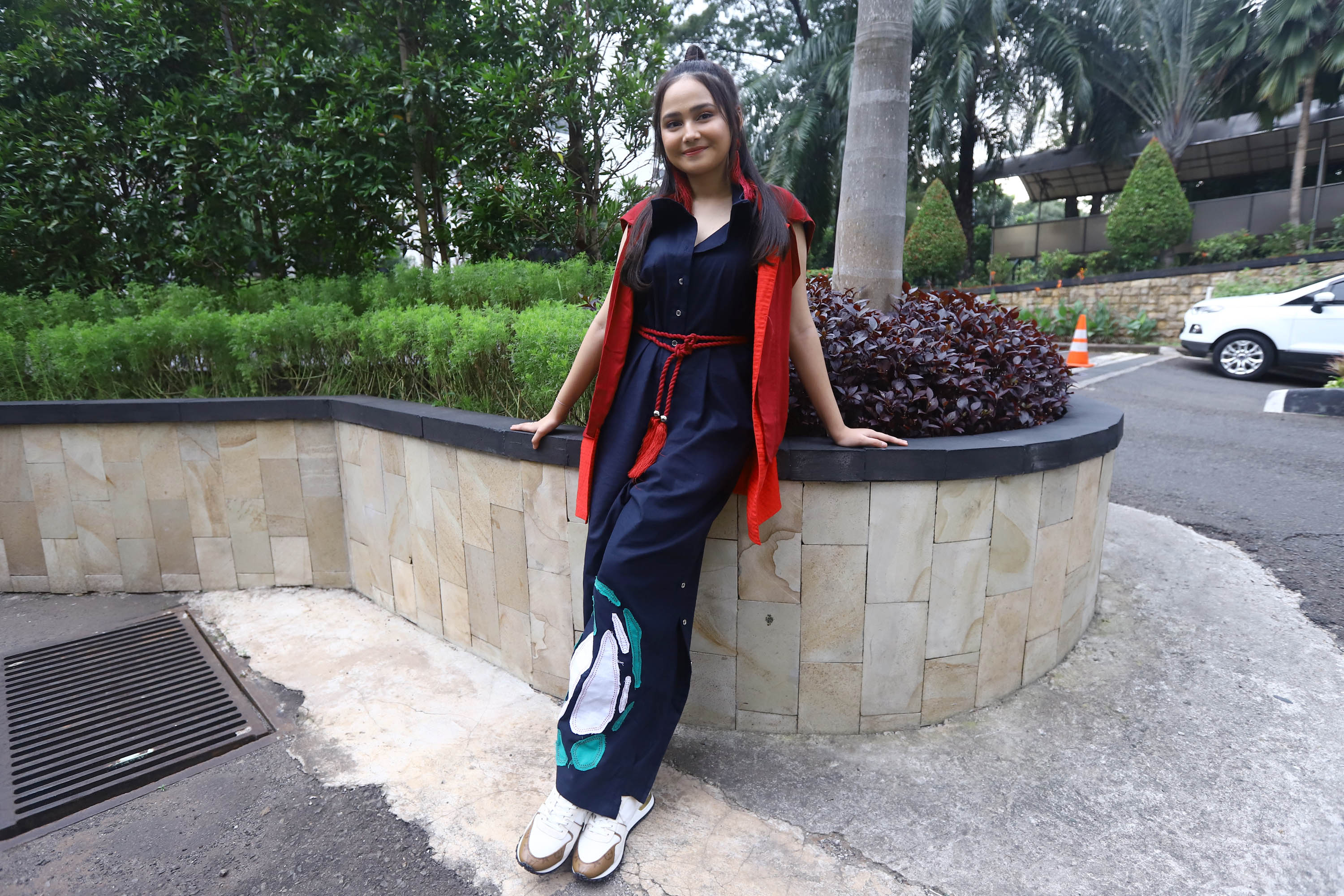 syifa-hadju-merambah-kedunia-tarik-suara_20190323_201305.jpg